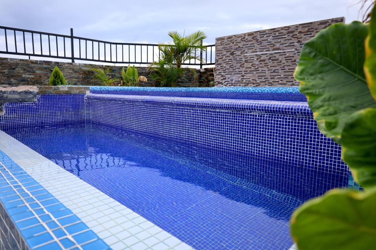 Suites La Roca By R&T كانكون المظهر الخارجي الصورة