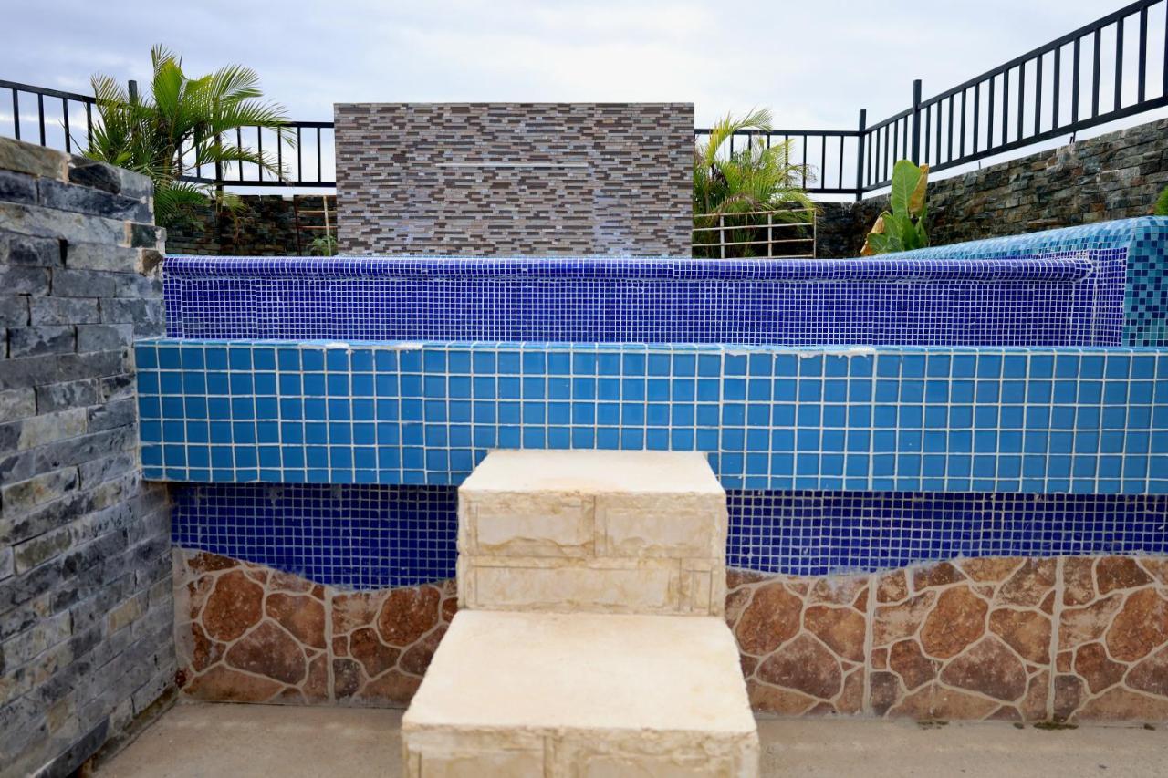 Suites La Roca By R&T كانكون المظهر الخارجي الصورة
